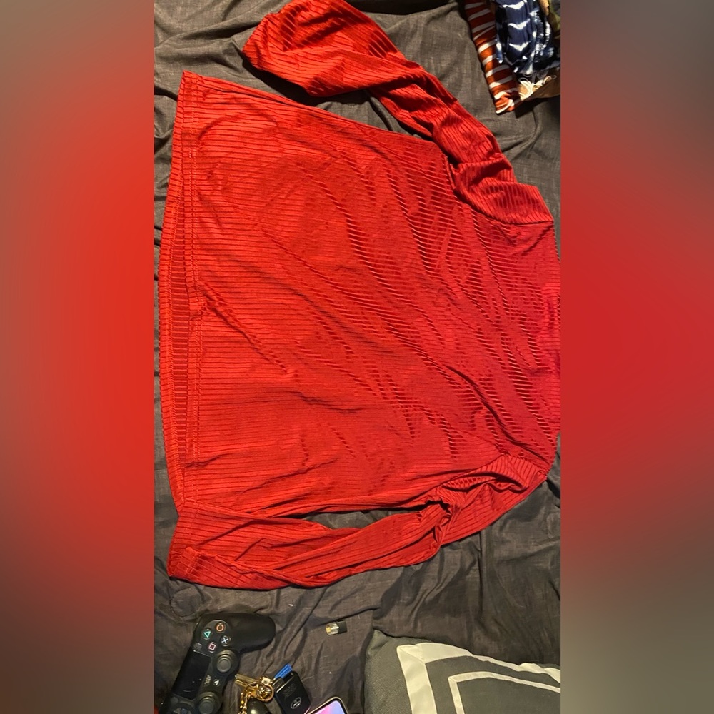 Red long sleeve, open in chest, size 4x